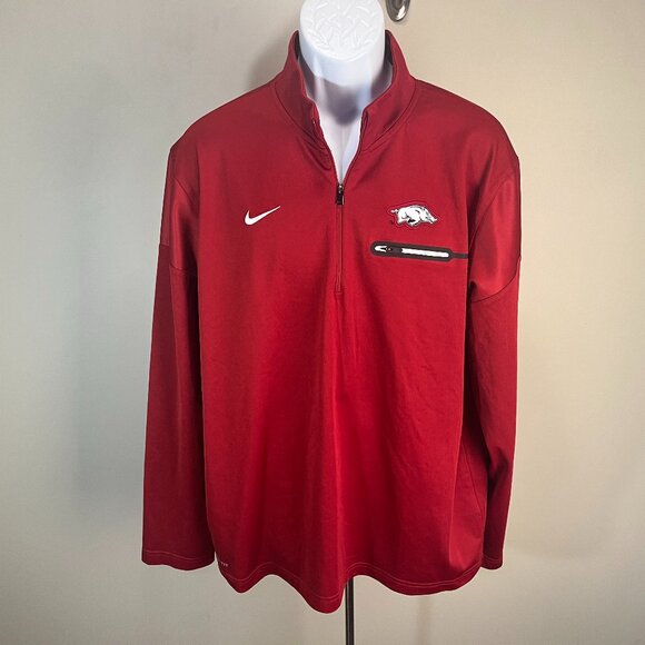 Nike Men's red dri-fit Arkansas Razorbacks 1/2 zip Jacket pullover XL EUC - Picture 1 of 7